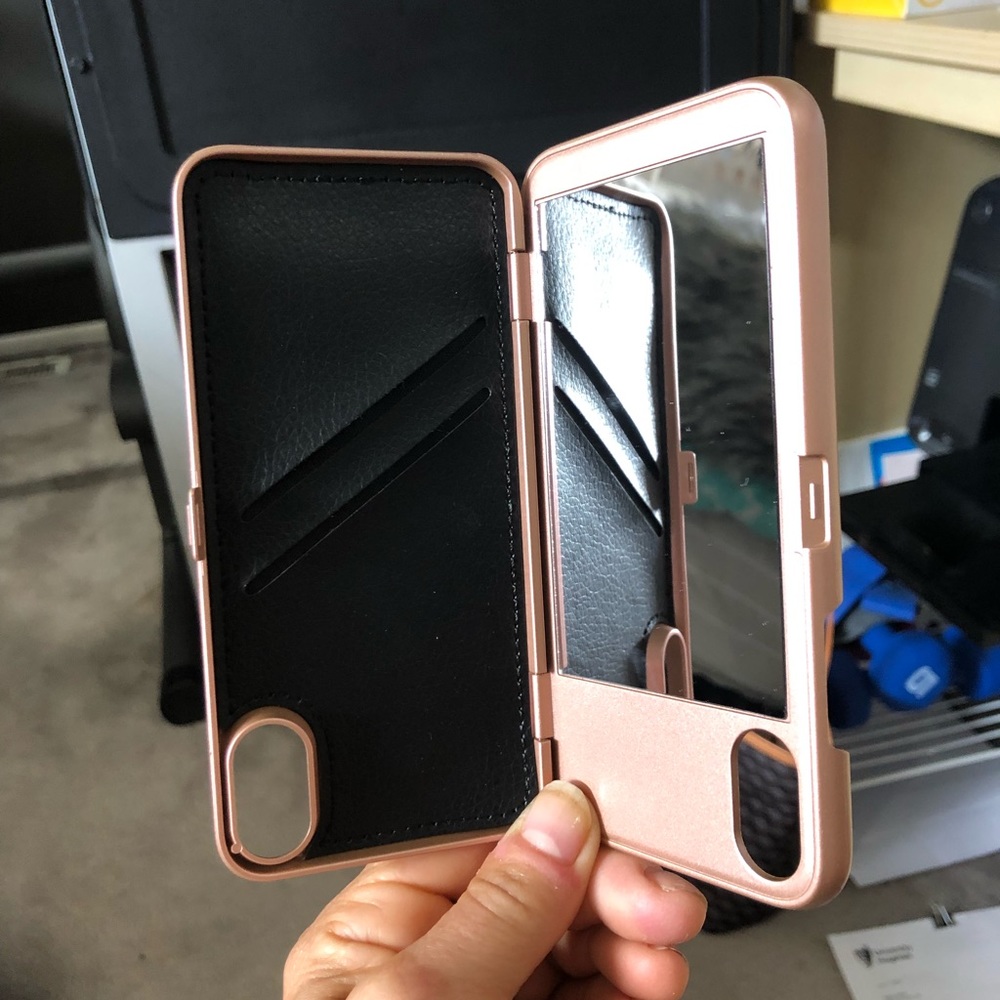 iPhone X Phonecase - Picture 3 of 3